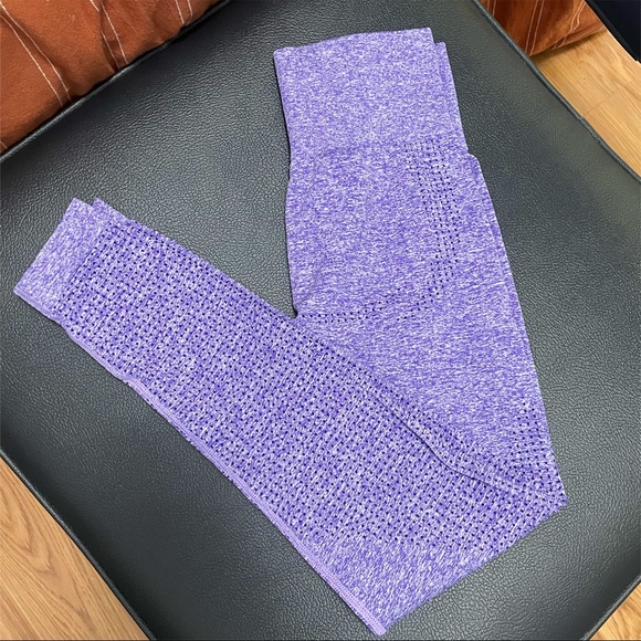 Matching workout set - Picture 2 of 2